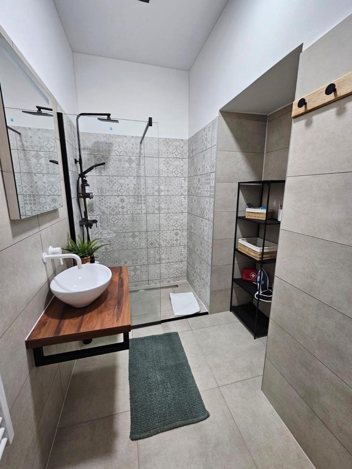 Cozy And Quit 1170 Vienna Apartment Bagian luar foto